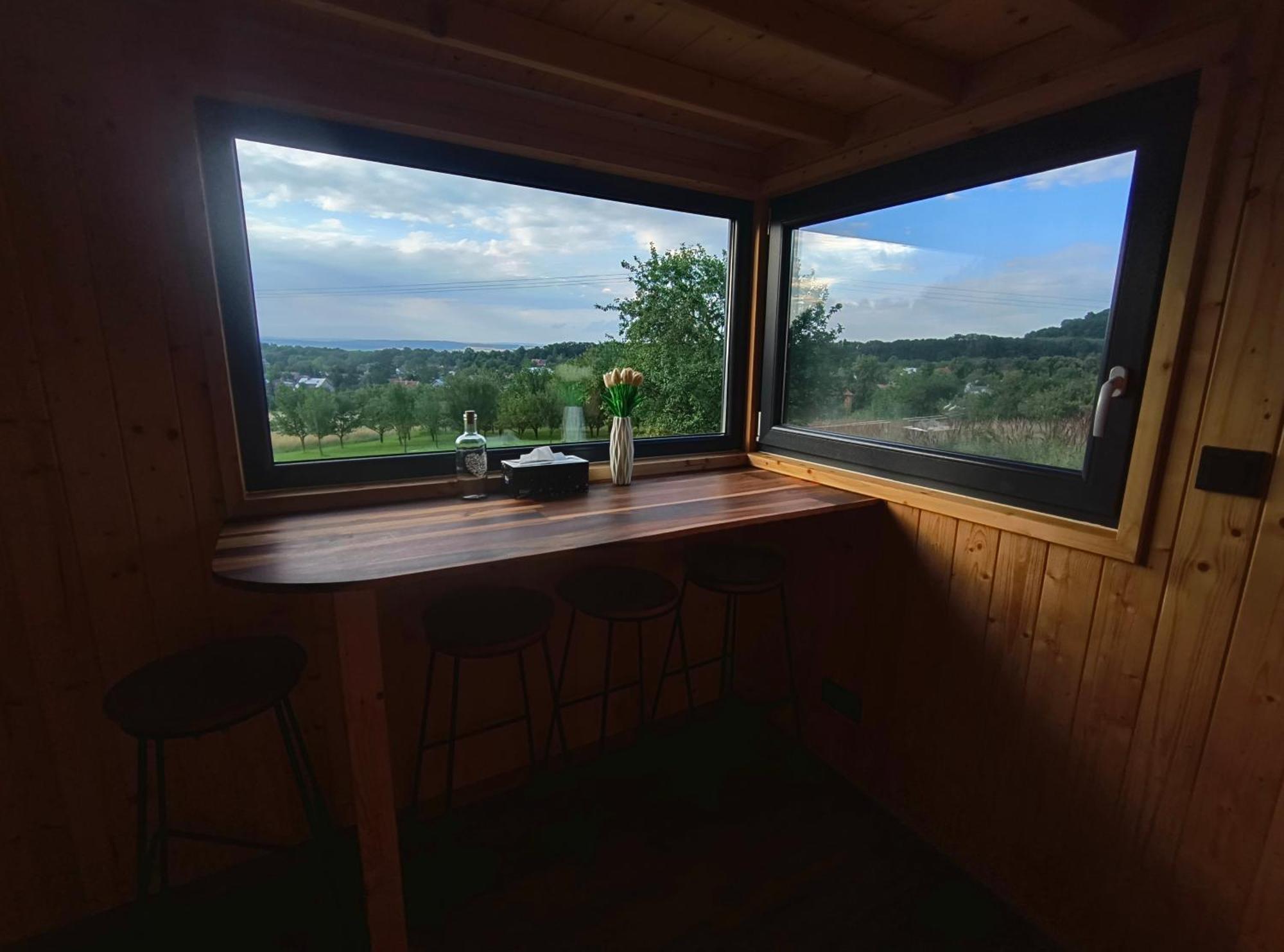Tiny House Chvalcov Villa Bagian luar foto